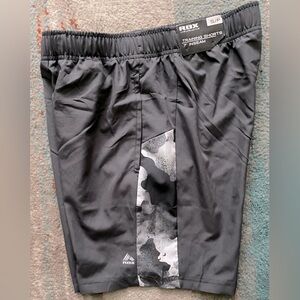 Rebook men's training/running shorts small
